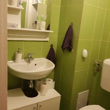Universitate Apartment *