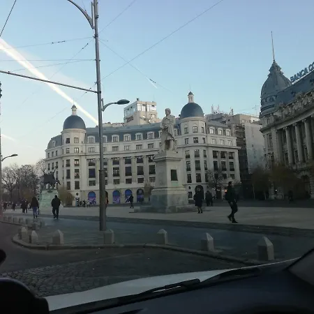 Universitate